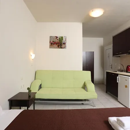 Avra