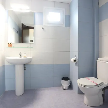 Avra Apartmanhotel 3*